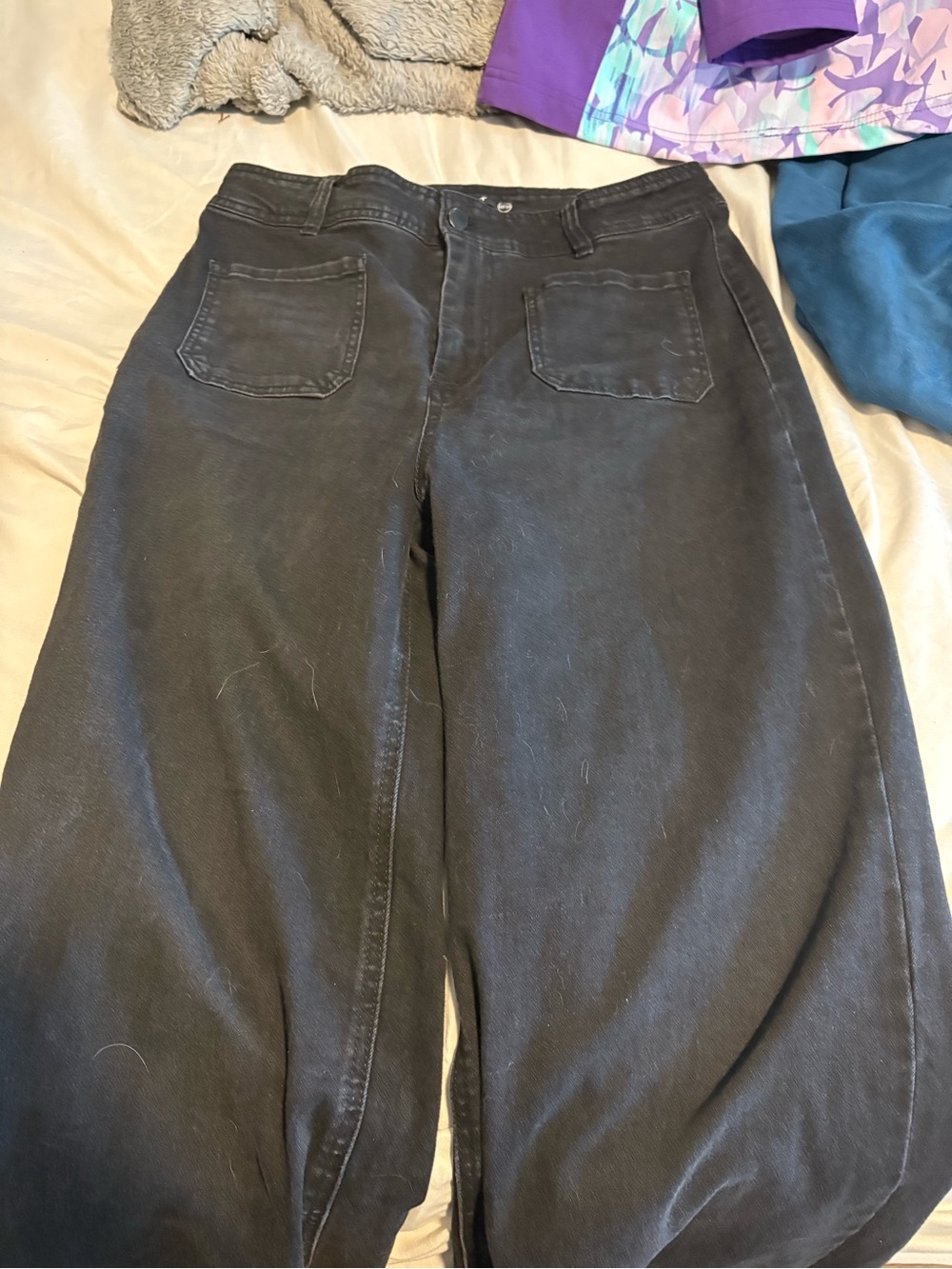 Relaxed Black Men's Jeans — Casual Easy Fit